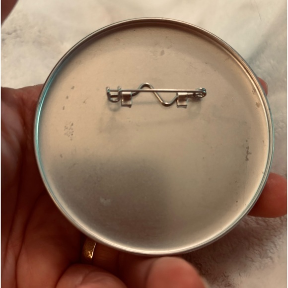 Disney’s Animal Kingdom Conservation HERO Fund Elephant Button - Picture 2 of 2